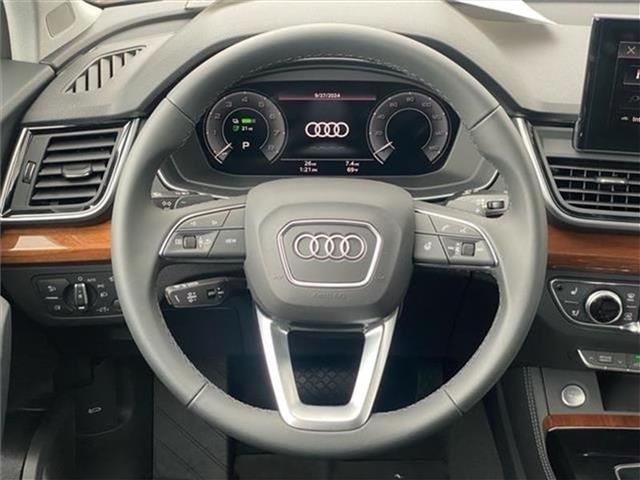 new 2024 Audi Q5 e car