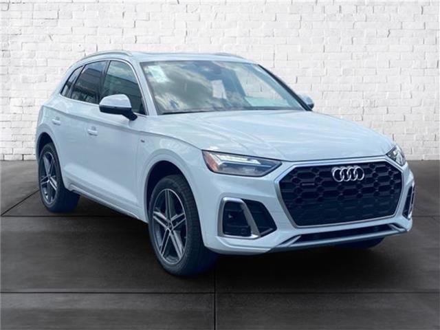 new 2024 Audi Q5 e car