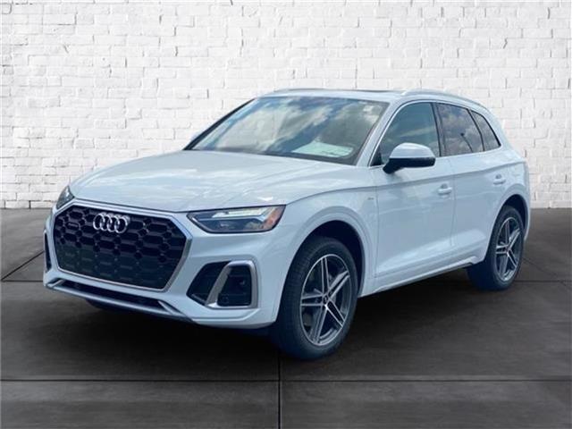 new 2024 Audi Q5 e car