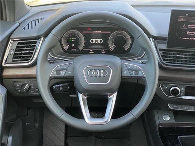 new 2025 Audi Q5 e car