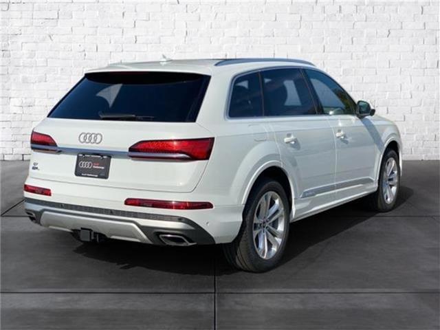 new 2025 Audi Q7 car