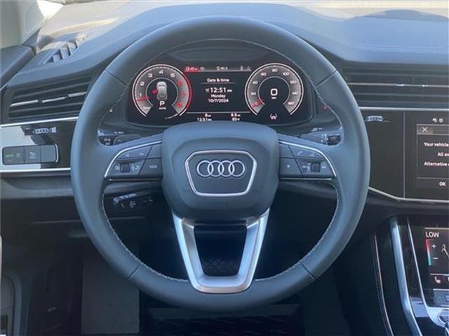 new 2025 Audi Q7 car