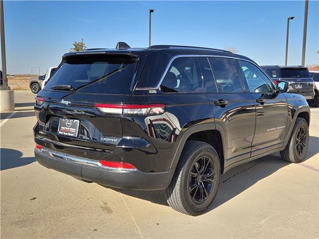 used 2022 Jeep Grand Cherokee car, priced at $31,995