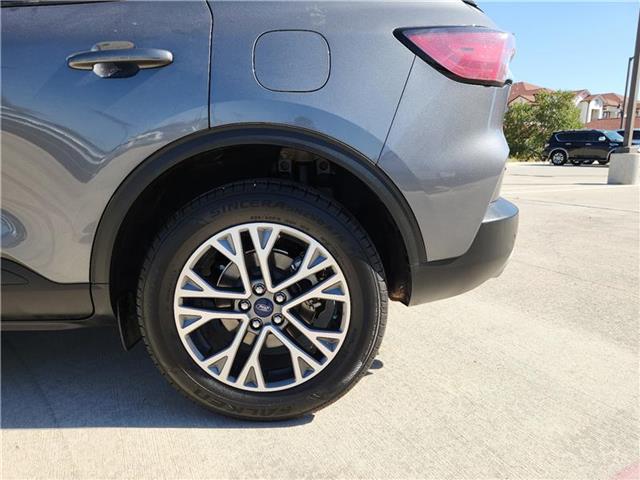 used 2022 Ford Escape car, priced at $24,996