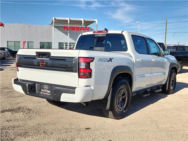 new 2025 Nissan Frontier car