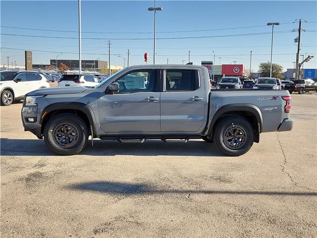 new 2025 Nissan Frontier car