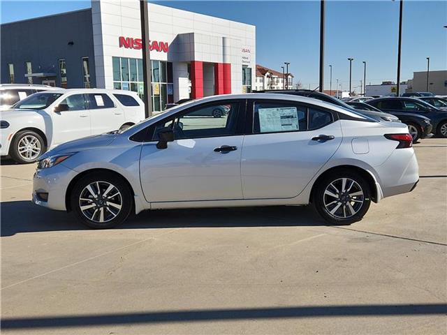 new 2025 Nissan Versa car