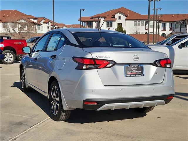 new 2025 Nissan Versa car