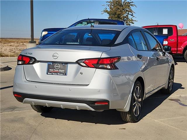 new 2025 Nissan Versa car