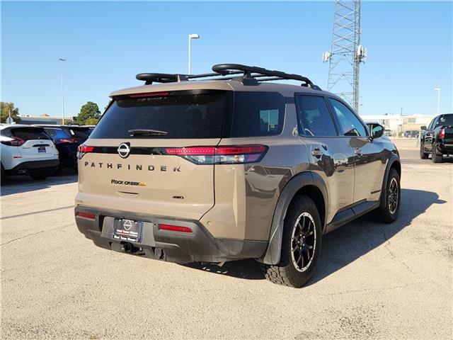 new 2024 Nissan Pathfinder car, priced at $48,870