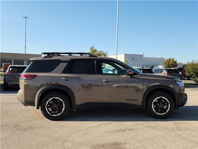 new 2024 Nissan Pathfinder car, priced at $48,870