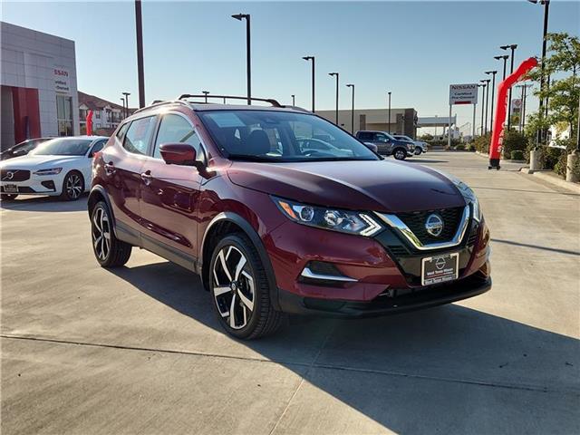 used 2022 Nissan Rogue Sport car, priced at $29,999