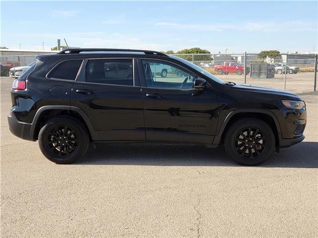 used 2023 Jeep Cherokee car, priced at $27,995