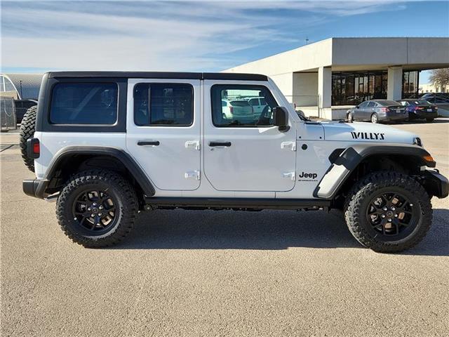 new 2025 Jeep Wrangler car, priced at $56,625