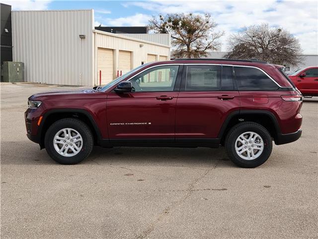 new 2025 Jeep Grand Cherokee car, priced at $41,420