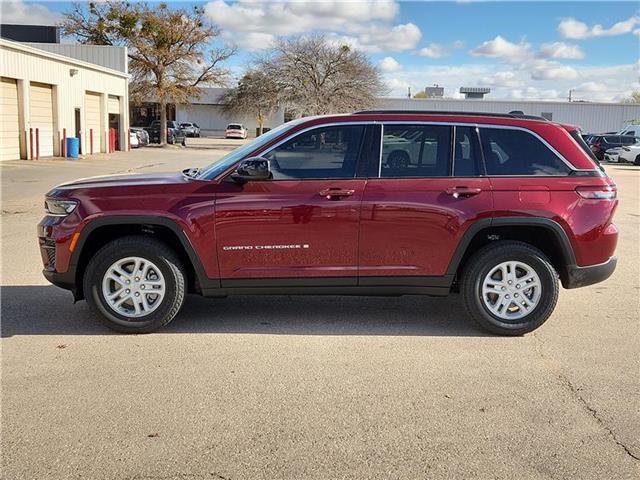 new 2025 Jeep Grand Cherokee car, priced at $41,420