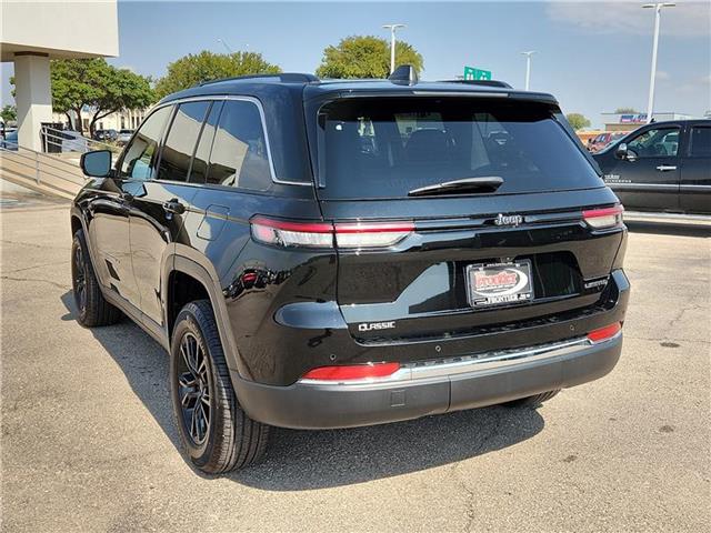 used 2022 Jeep Grand Cherokee car, priced at $37,995