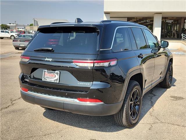 used 2022 Jeep Grand Cherokee car, priced at $37,995