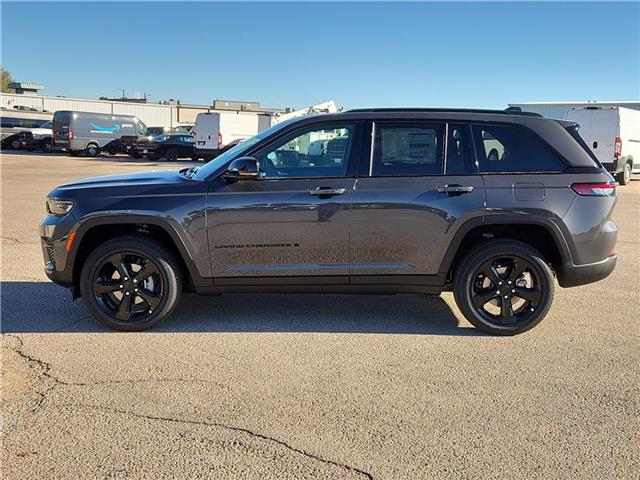 new 2025 Jeep Grand Cherokee car, priced at $50,170