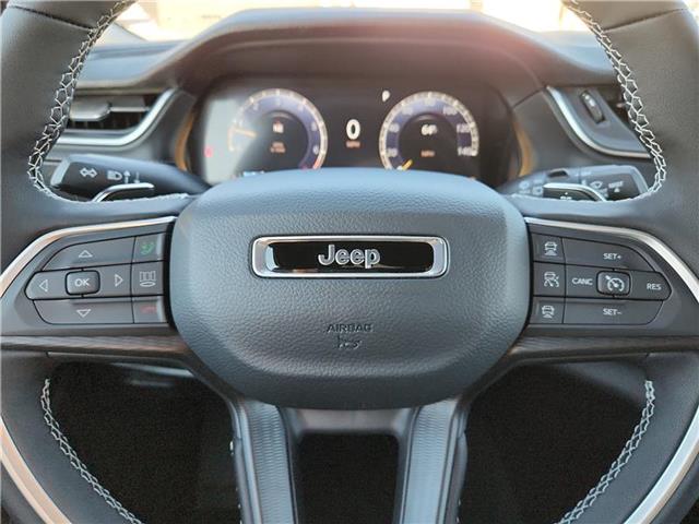 new 2025 Jeep Grand Cherokee car, priced at $50,170