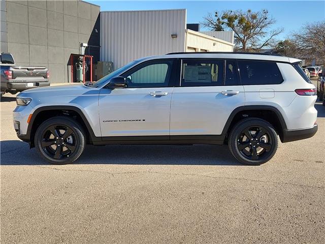 new 2025 Jeep Grand Cherokee L car, priced at $50,170