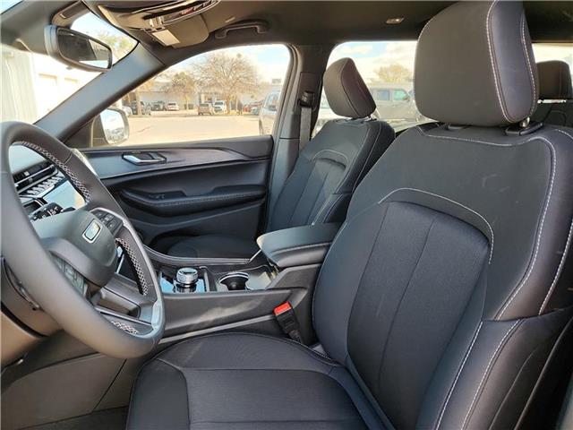 new 2024 Jeep Grand Cherokee L car, priced at $45,170