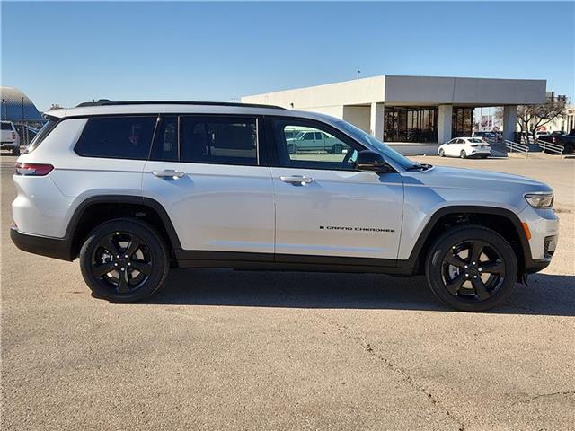 new 2025 Jeep Grand Cherokee L car, priced at $51,670