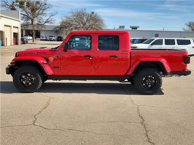 new 2025 Jeep Gladiator car, priced at $55,135