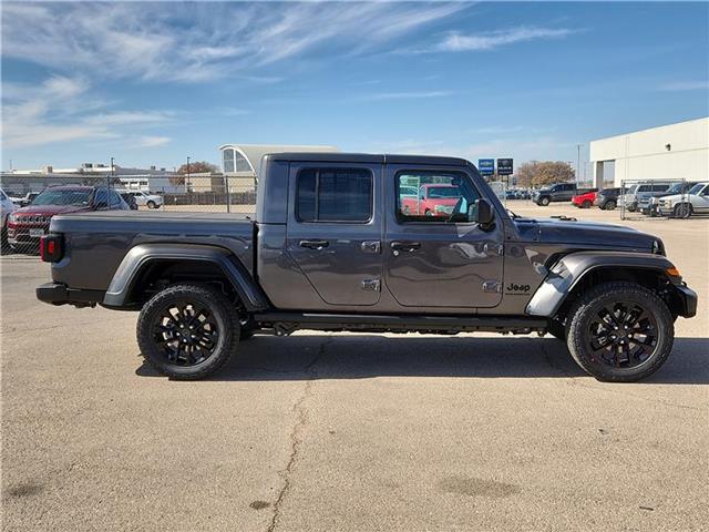 new 2025 Jeep Gladiator car, priced at $47,670