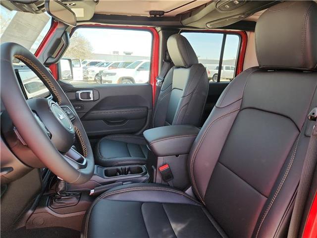 new 2025 Jeep Gladiator car, priced at $52,300