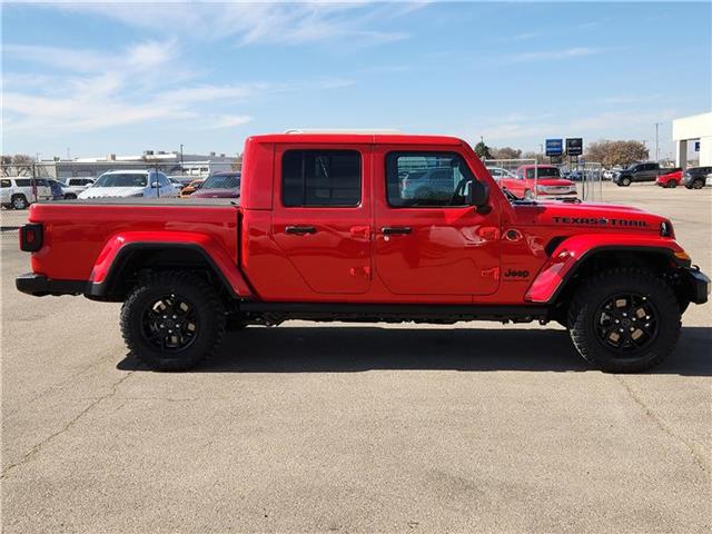 new 2025 Jeep Gladiator car, priced at $52,300