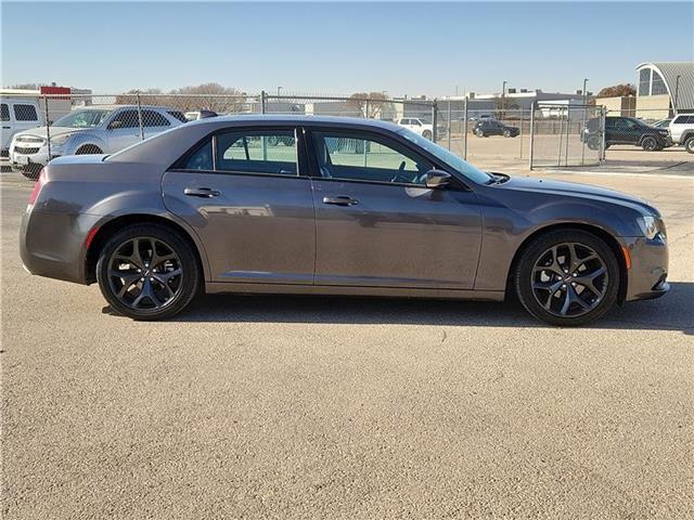 used 2022 Chrysler 300 car, priced at $29,995