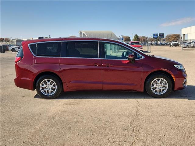 used 2023 Chrysler Pacifica car, priced at $26,995