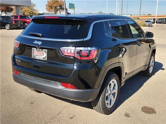 new 2025 Jeep Compass car, priced at $30,085