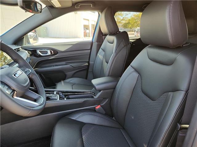 new 2025 Jeep Compass car, priced at $34,350