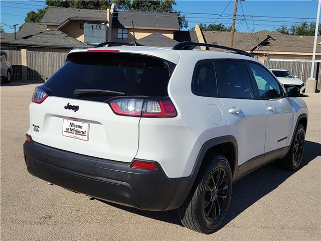 used 2023 Jeep Cherokee car, priced at $27,399