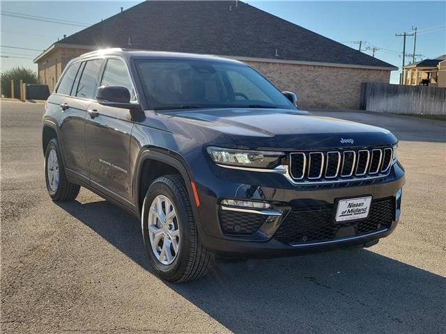 used 2024 Jeep Grand Cherokee car, priced at $41,749