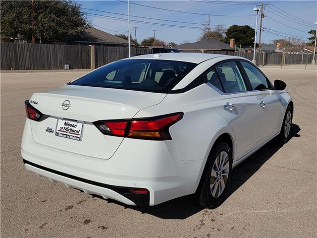 new 2025 Nissan Altima car, priced at $28,505