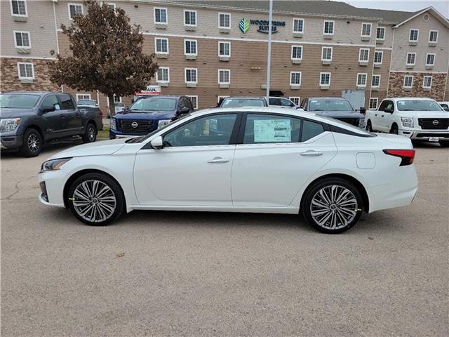 new 2024 Nissan Altima car, priced at $36,450