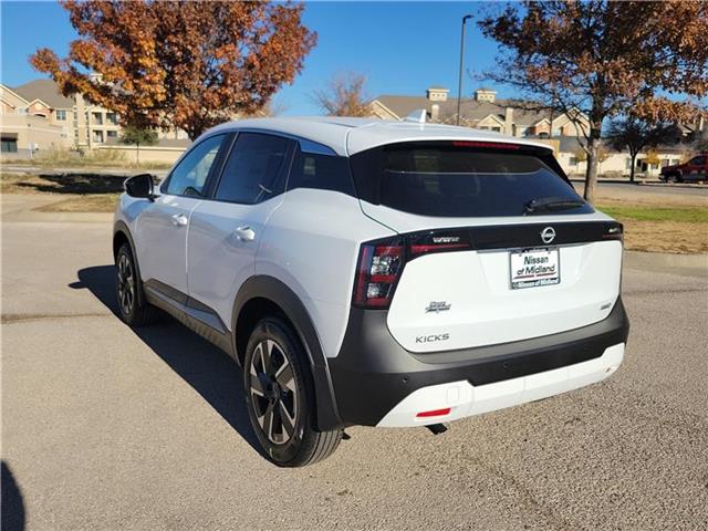 new 2025 Nissan Kicks car, priced at $27,160