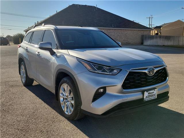 used 2023 Toyota Highlander Hybrid car, priced at $45,999