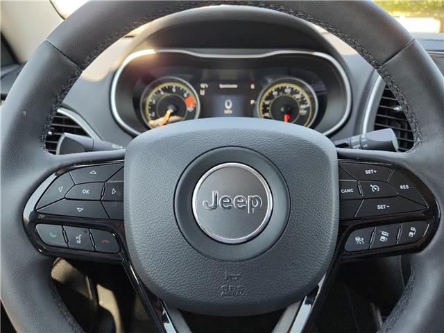 used 2023 Jeep Cherokee car, priced at $28,748