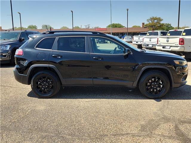 used 2023 Jeep Cherokee car, priced at $28,748