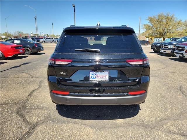 new 2024 Jeep Grand Cherokee car, priced at $50,090