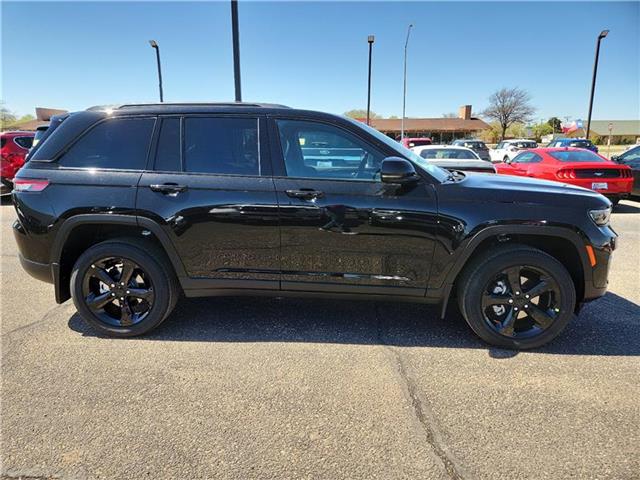 new 2024 Jeep Grand Cherokee car, priced at $50,090