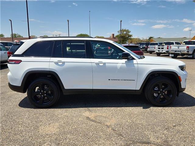 new 2024 Jeep Grand Cherokee car, priced at $57,920