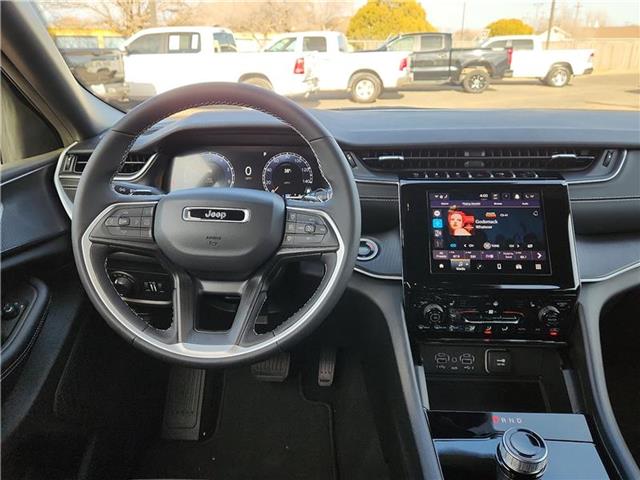 new 2025 Jeep Grand Cherokee L car, priced at $45,215