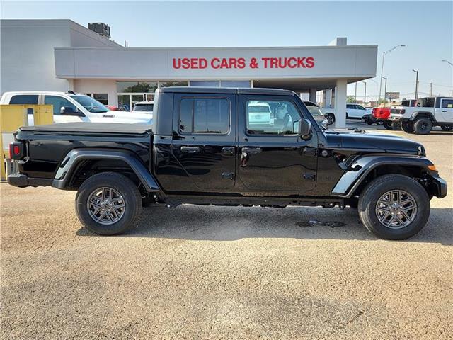 new 2024 Jeep Gladiator car, priced at $53,950