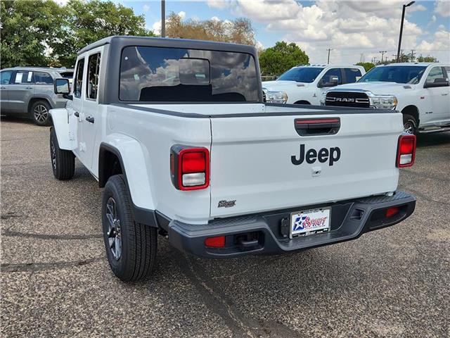 new 2024 Jeep Gladiator car, priced at $49,965