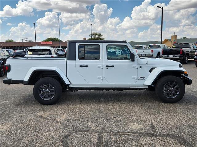 new 2024 Jeep Gladiator car, priced at $49,965